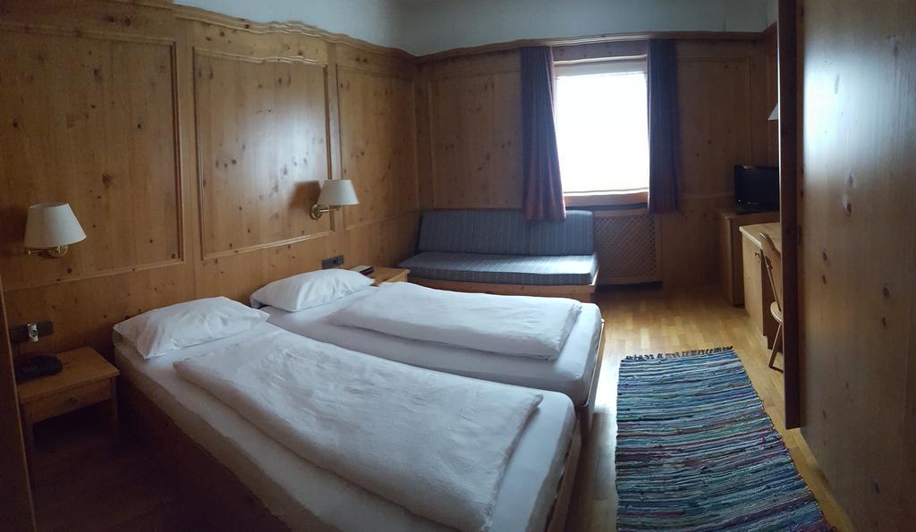 Hotel Sextnerhof Sesto Fiorentino Extérieur photo