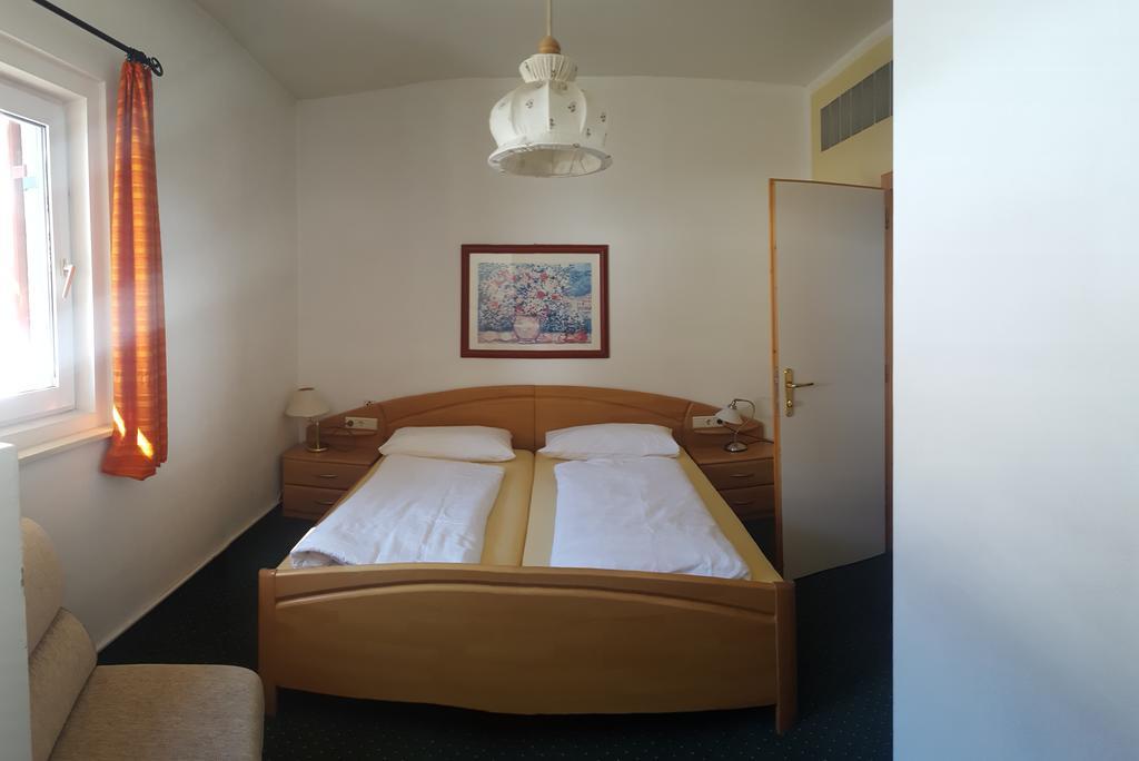 Hotel Sextnerhof Sesto Fiorentino Extérieur photo