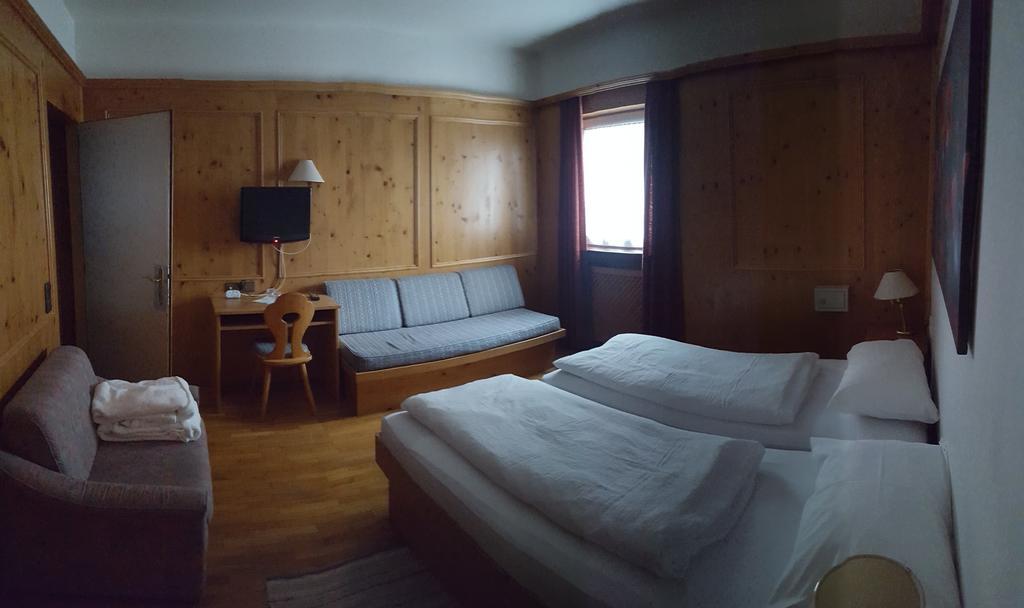 Hotel Sextnerhof Sesto Fiorentino Extérieur photo