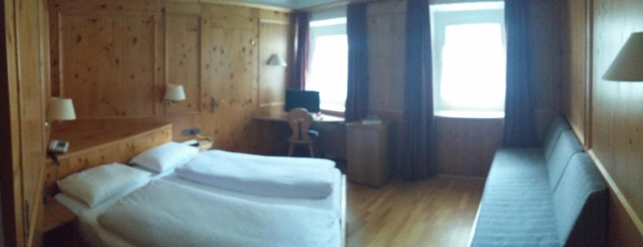 Hotel Sextnerhof Sesto Fiorentino Extérieur photo